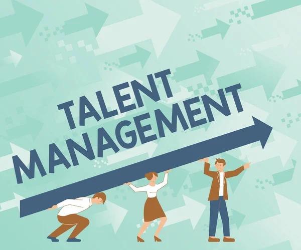 Konceptvisning Talent Management. Affärsidé Förvärva anställa och behålla talangfulla medarbetare Fyra Kollegor Ritning Standing Holding Large Arrow För framgång. — Stockfoto