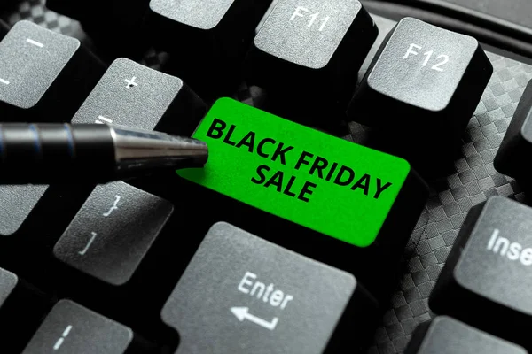 Text sign showing Black Friday Sale. Internet Concept Attract the buyers with Exclusive product s is lower price Practicing Speed Typing Accuracy, Testing Typewriting Knowledge — Stock Photo, Image
