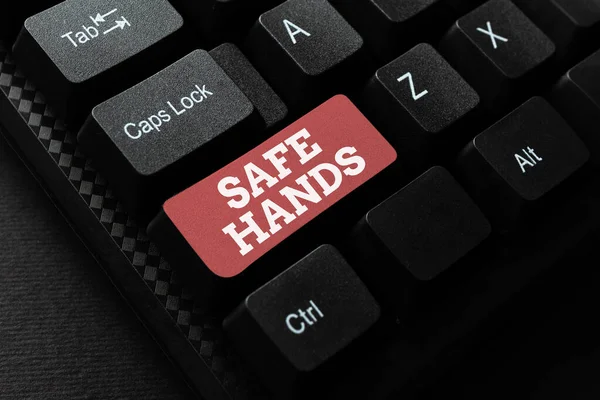 Biztonságos kezek kijelzése. Üzleti ötlet A fertőtlenítő kezek sterilitásának és tisztaságának biztosítása Online kutatás Szövegelemzés, Rögzített hangüzenet átírása — Stock Fotó
