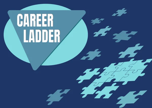 Conceptuele weergave Carrière Ladder. Concept betekenis Job Promotion Professional Progress Upward Mobility Achiever Puzzelstukjes van puzzelstukjes die samen de realisatie van nieuwe ideeën symboliseren. — Stockfoto