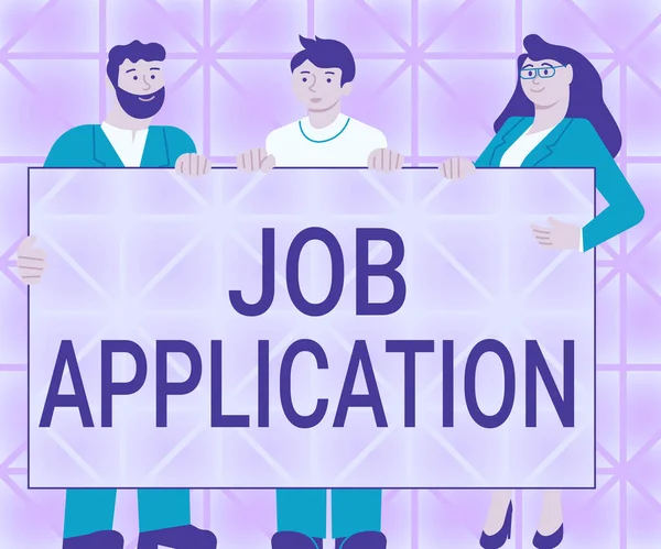 Inspirasjon til å vise tegn "Job Application". Begrepet betyr "Standarddokumentet tjener en rekke formål Tre kolleger som viser nye ideer". – stockfoto