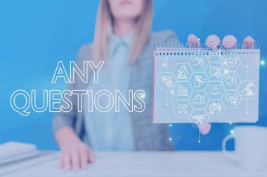 Görüntüleme metni Herhangi Sorusu Yazılıyor. İş yaklaşımı: Bilgisiz Boş Yüzler Soruşturma Anlaşmazlıkları Çözümler Çözümler Kadın Cep Telefonunun Basılı Ekranı Geleceğin Teknolojisini Gösteriyor