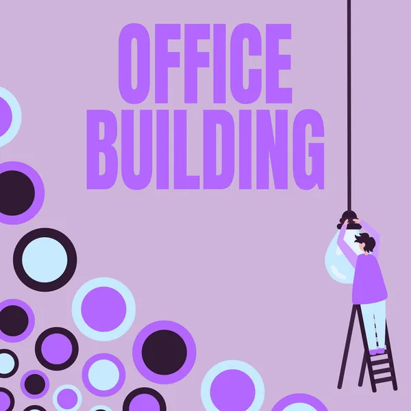 Teken het weergeven van Office Building. Internet Concept Commerciële gebouwen worden gebruikt voor commerciële doeleinden Zakenman Staande Ladder Fixing Lamp Genereren van Nieuwe Futuristische Ideeën. — Stockfoto