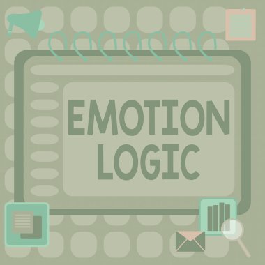 Duygusal Mantık sunan metin başlığı. Kalp ya da Beyin Ruhu ya da Zeka Karmaşası Eşit Denge Boş Spiral Not Defteri Hesap makinesi ve Masada Kalem.