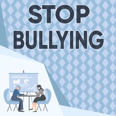 Kavramsal manşet. Kabadayılığı bırak. İnternet Kavrama Dövüşü ve Bu Kabul Edilemez Saldırgan Davranış Meslektaşları Masada Dizüstü Bilgisayarlı Belgelerle Oturuyor Grafik Konuşmasını Gösteriyor