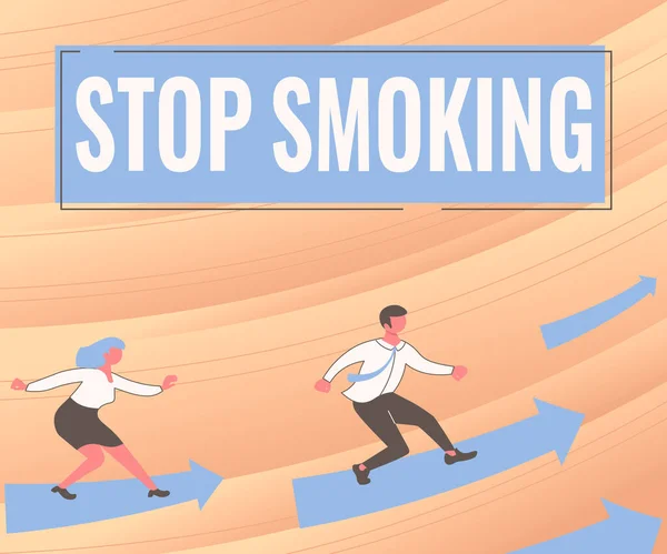 显示戒烟的文字标志。停止或停止使用吸烟成瘾箭指引两个同事走向更美好的财政计划 — 图库照片