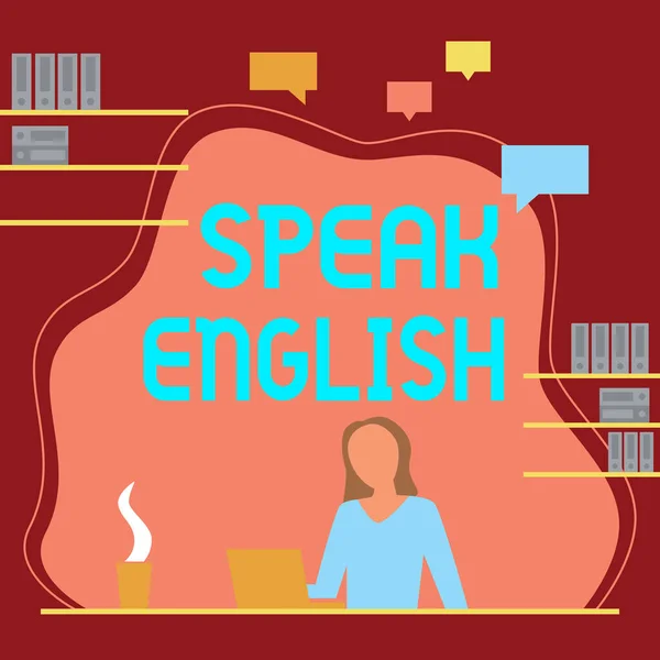 Inspiración mostrando signo Habla Inglés. Palabra para estudiar otra lengua extranjera Cursos verbales en línea Mujer sentada en el escritorio Trabajando y presentando nuevas tecnologías. —  Fotos de Stock