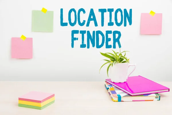 Inspiration showing sign Location Finder. Word Written on A service featured to find the address of a selected place Tidy Workspace Setup, Writing Desk Tools Equipment, Smart Office — ストック写真