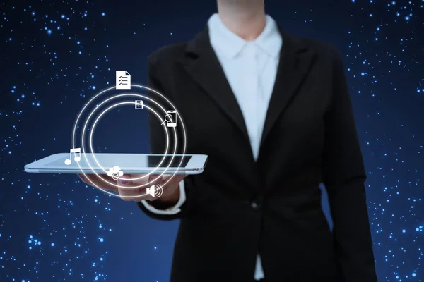 Lady in suit holding tablet presenting innovative thinking symbolizing futuristic technology. Woman carrying electricall device displays successful creative thinking. — Stock Photo, Image