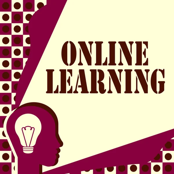 Σήμα κειμένου που δείχνει Online Learning. Επιχειρηματική ιδέα Larning με τη βοήθεια του Διαδικτύου και ένα κεφάλι υπολογιστή με λαμπτήρα φωτός με προβολή Ιδέες τεχνολογίας. — Φωτογραφία Αρχείου