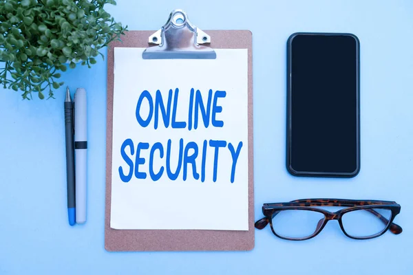 Conceptual display Online Security. Word for rules to protect against attacks over the Internet Flashy School Office Supplies, Teaching Learning Collections, Writing Tools, — Foto Stock