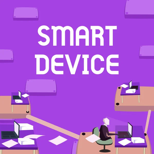 Zeichen für Smart Device. Konzeptfoto Elektronisches Gadget, das in der Lage ist, die gemeinsame Interaktion mit dem Benutzer zu verbinden Männlicher Büroangestellter, der verfügbare Büromaterialien nutzt. — Stockfoto