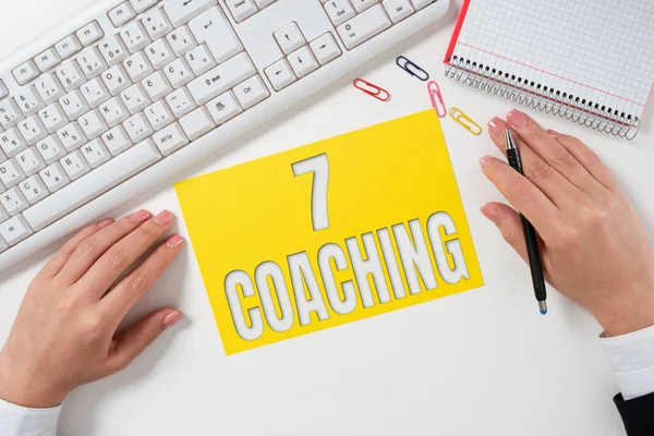 Handschrifttekst Coaching Word Refereert Naar Een Aantal Cijfers Succesvol Zakendoen — Stockfoto