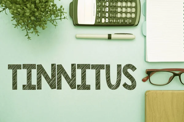 Metin Tinnitus 'u, Çalan ya da Müzik Sözcüğü' nü ve kulaklarda duyulan benzer ses hissini yazma Flashy School Supplies, Öğretim Öğrenme Koleksiyonları, Yazma Aletleri,