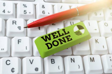 İyi pişmiş tabelasını doğru ve özenli bir şekilde göster. Yetenekli ve etkili bir şekilde eller titreyerek küreselleşmeyi sembolize ediyor. Takım çalışması..