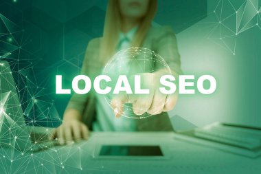 Kavramsal manşet Local Seo, Business Showcase. Bu, işinizi online pazarlamanın etkili bir yoludur. Takım elbiseli kadın, küresel yenilikçi düşünceyi temsil eder..