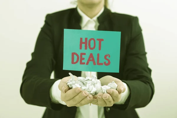 Hand Writing Sign Hot Deals Business Approach Συμφωνία Μέσω Της — Φωτογραφία Αρχείου