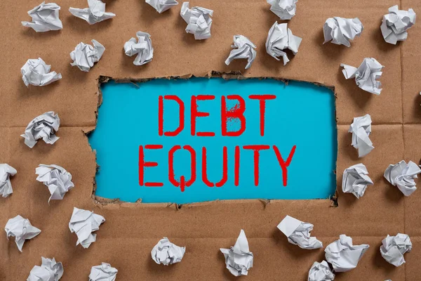 Zeichen Für Debt Equity Internet Konzept Das Die Gesamtverbindlichkeiten Der — Stockfoto