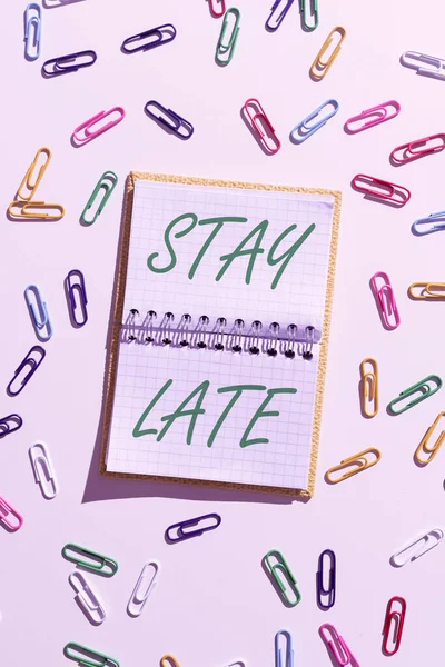 Τίτλος Κειμένου Που Παρουσιάζει Stay Late Business Showcase Μια Ρουτίνα — Φωτογραφία Αρχείου