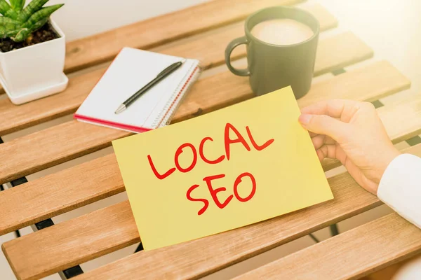 Wyświetlanie Znaków Local Seo Przegląd Biznesowy Jest Skuteczny Sposób Marketingu — Zdjęcie stockowe