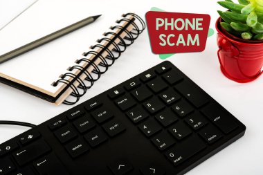 Telefon Dolandırıcılığı, ürünleri veya Telesales Bilgisayar Klavyesi ve Sembolü tanıtmak için istenmeyen aramalar almak için ilham kaynağı. İletişim için Bilgi Ortamı.