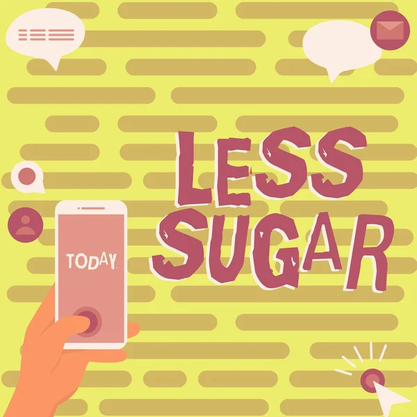 砂糖や概念的な写真が少ないことを示すテキスト記号私たちが食べる食べ物や飲み物の甘さの量が少ない技術的なデバイスを保持するアプリケーションボタンを押す — ストック写真