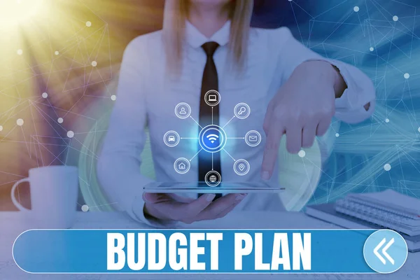 概念显示预算计划 商业接近财务时间表在一定时期内通常为年度女士按屏幕显示未来技术 — 图库照片