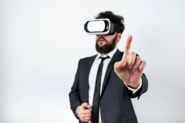 Man Wearing Glasses Pointing Important Messages One Finger — Stockfoto