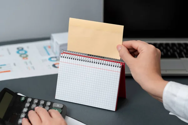 Woman Holding Note Important News Desk Notebook New Idea — kuvapankkivalokuva