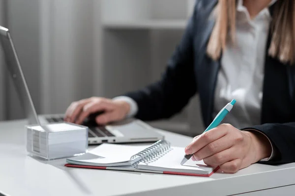 Businesswoman Writing Notebook Typing Lap Top Desk Notes — Stockfoto