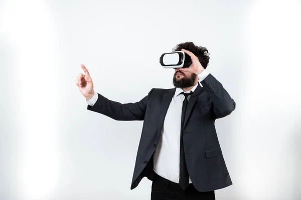 Man Wearing Glasses Pointing Important Messages One Finger — Stockfoto