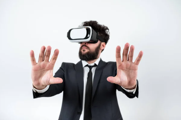 Man Wearing Glasses Andpresenting Important Messages Hands — Photo