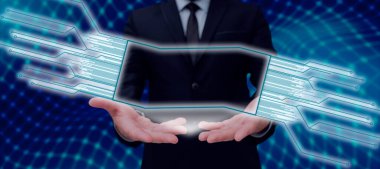 Fütürist Çerçeveli Adam Önemli Bilgileri Sunar.