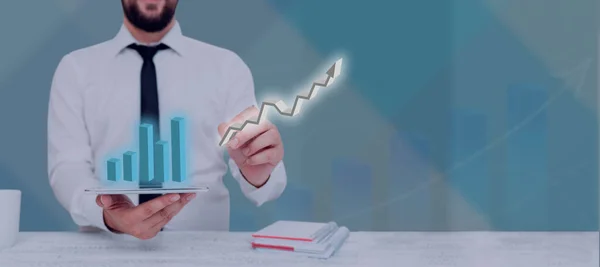 Man Tie Showing Important Data Charts Growth Business —  Fotos de Stock