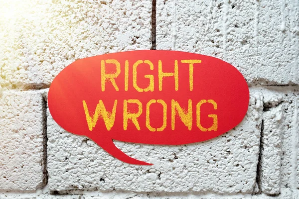 Text Caption Presenting Right Wrong Business Concept Choose Two Decisions — Fotografia de Stock