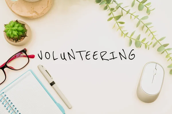 Sign Displaying Volunteering Word Provide Services Financial Gain Willingly Oblige — Fotografia de Stock