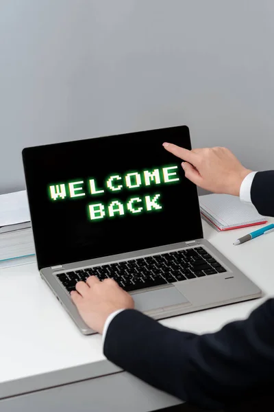 Text Showing Inspiration Welcome Back Business Concept Warm Greetings Arrived — Fotografia de Stock