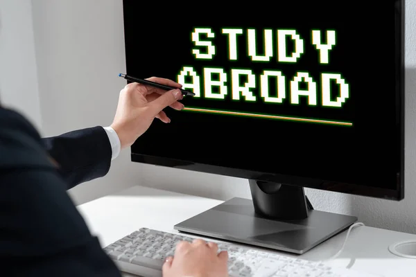 Conceptual Display Study Abroad Internet Concept Pursuing Educational Opportunities Foreign — Stock fotografie