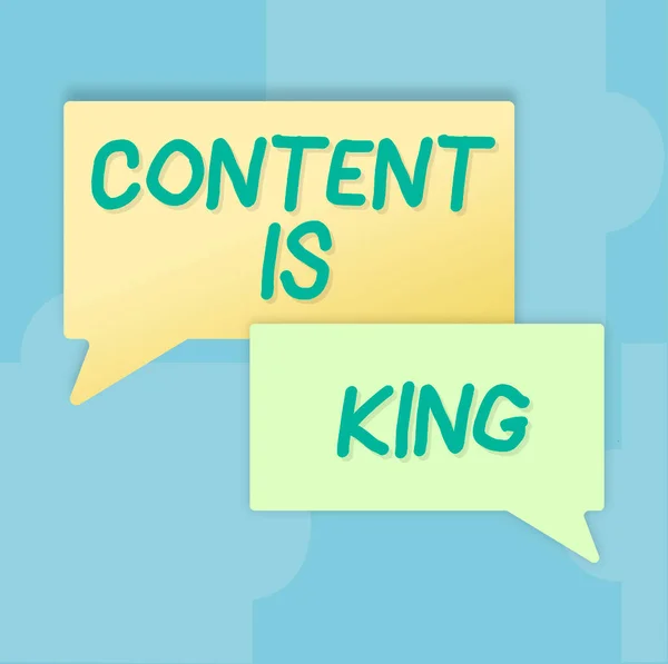 Sign Displaying Content King Business Approach Content Heart Todays Marketing — 图库照片