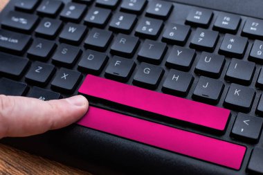 Yeni Antivirüs Programı Yazılıyor, İnternet Virüsü Listeleri Yazılıyor