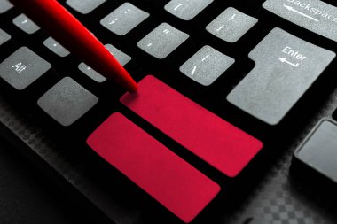 Program Kodu Betiği Yazılıyor, Yeni Çevrimiçi Günlük İndiriliyor