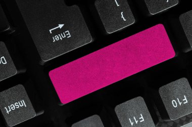 Bilgisayar Klavyesi ve Sembol. İletişim için Bilgi Ortamı.