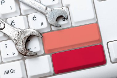 Çevrimiçi Sınıf Gözden Geçirme Notları Yazılıyor, Özet Altyazı Parçaları Yeniden Yazılıyor