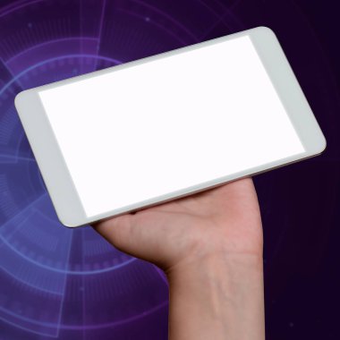 Masada kahve ve klavyeli önemli mesajlı cep telefonu ekranı