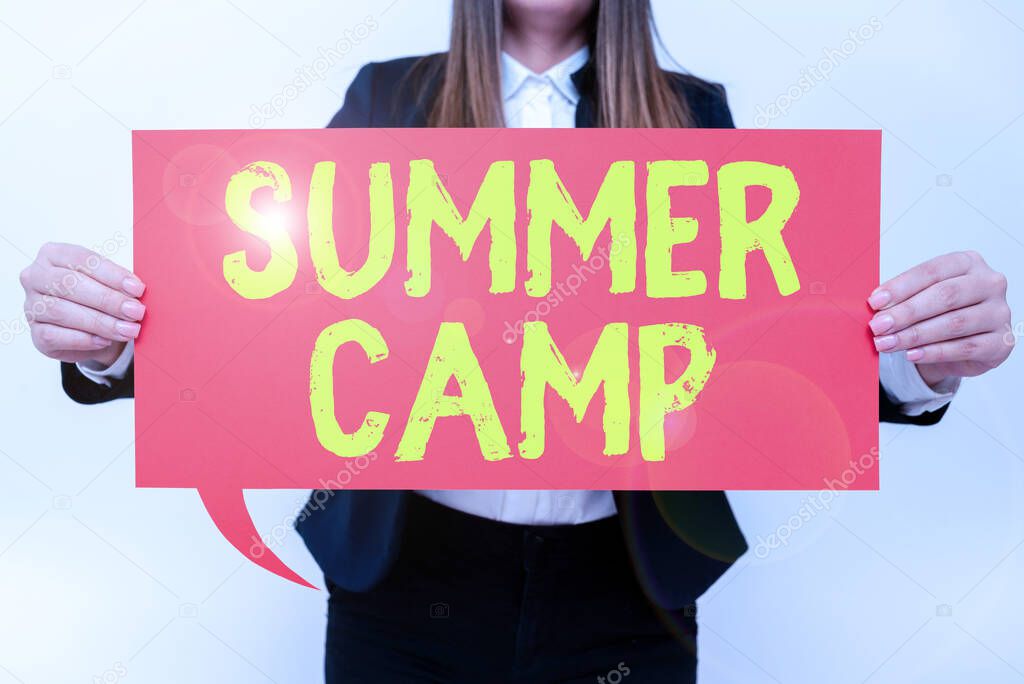Text caption presenting Summer Camp, Word for Supervised program for kids and teenagers during summertime. Businesswoman Holding Speech Bubble With Important Messages.