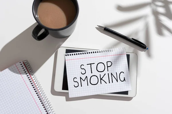 Hand Writing Sign Stop Smoking Business Approach Discontinuing Stopping Use — Stockfoto