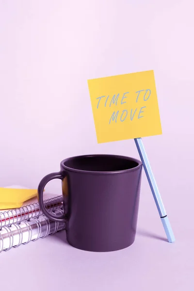 Text Sign Showing Time Move Business Showcase Best Period Transfer — Stockfoto