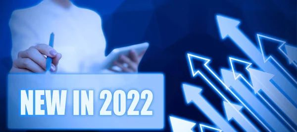 Текстовый Знак Показывающий Новые 2022 Году Бизнес Концепт Лист Свежих — стоковое фото