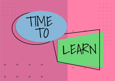 Yeni bilgi ya da beceri edinme üzerine yazılan el yazısı zamanı, Akıllı İnternet Bilgisayar Kilidi Sistemi 'ni işaret eden eğitimci ya da kariyer gelişimi işadamı