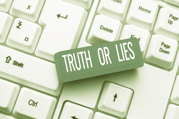 Text Caption Presenting Truth Lies Concept Meaning Decide Fact Telling — Stock Photo, Image